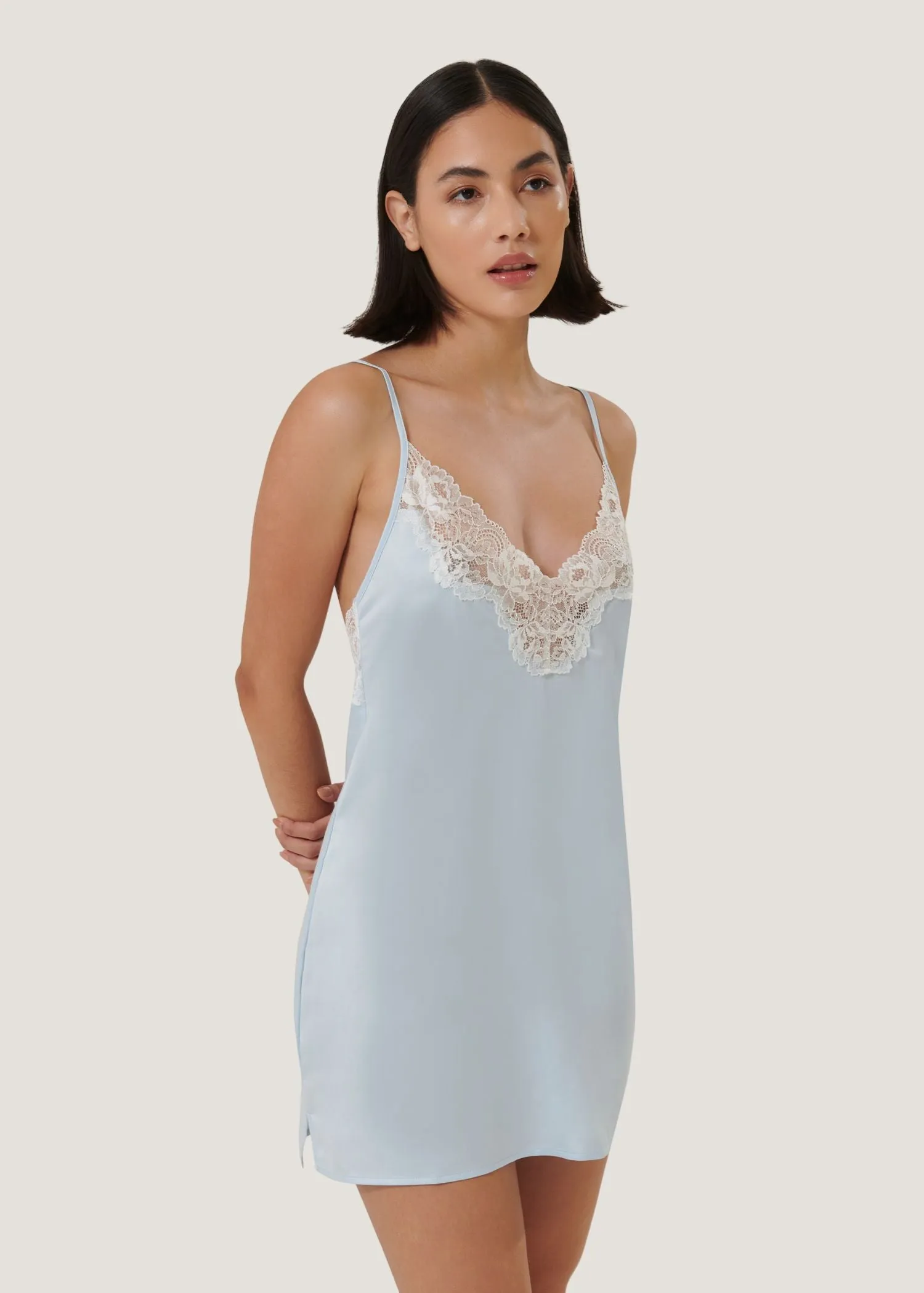 Isabella Luxury Short Chemise (Ice Water Blue)