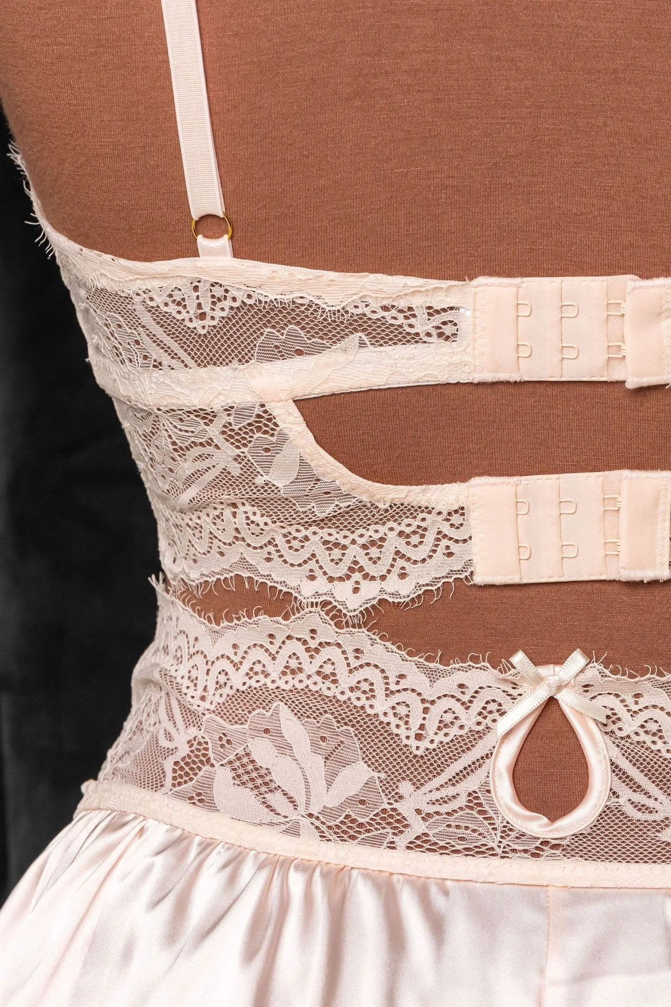 Lacy Satin Keyhole Bralette - Champagne