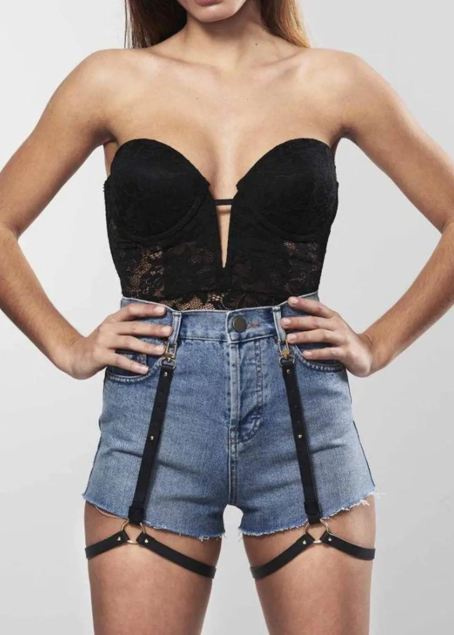 Maze Shorts Garter (Black)