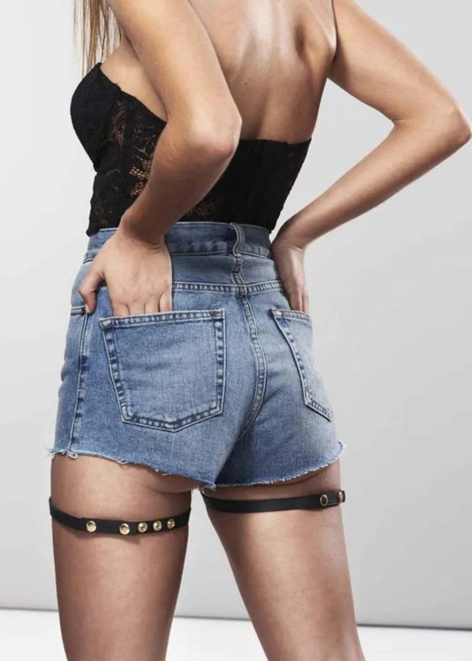 Maze Shorts Garter (Black)